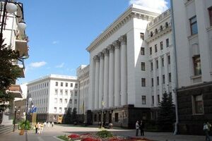 В АП прокомментировали информацию о причастности к ситуации с лицензий телеканалу
