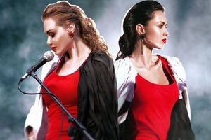 "НеАнгелы" позировали полуобнаженными