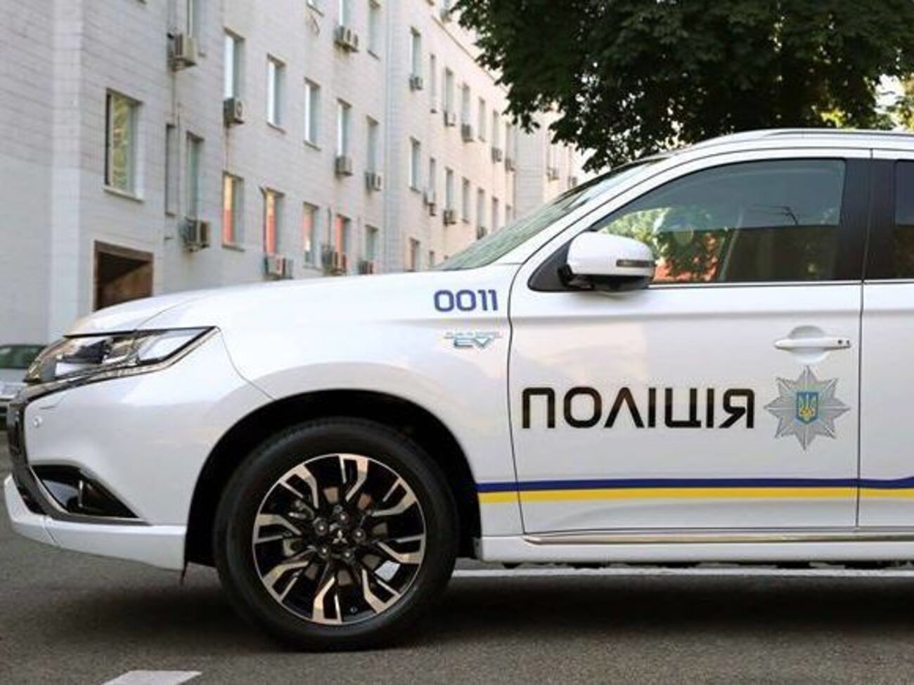 Цену автомобилей Mitsubishi Outlander PHEV снизят на 14%