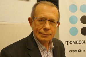 Толстов: Конфликт можно рассматривать как попытку Азербайджана повысить ставки в торге с какими-то другими игроками, включая Россию