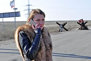 15 человек передали "омбудсмену ДНР" Дарье Морозовой (на фото) и представителю "ЛНР" Ольге Кобцевой