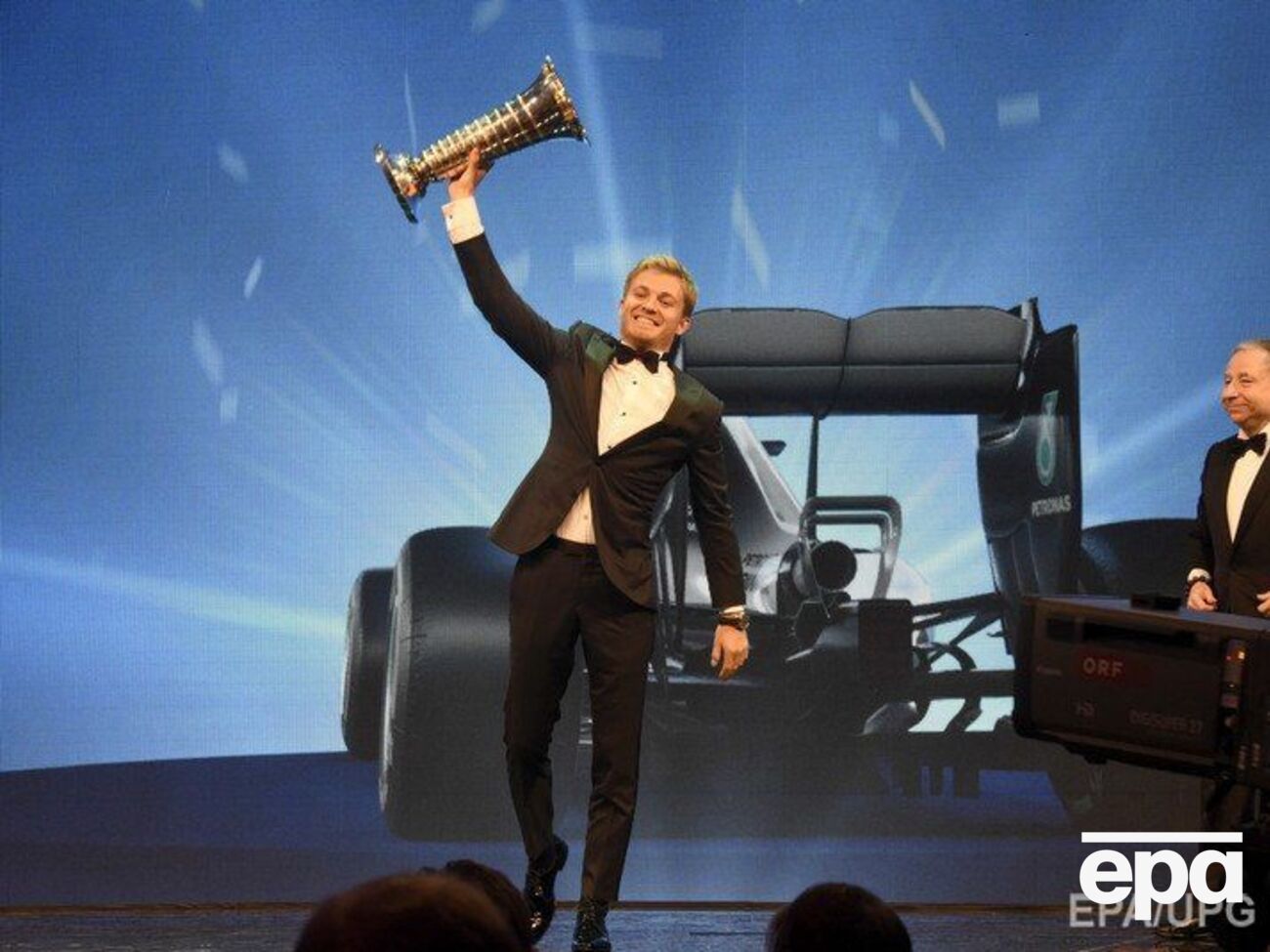 Гонщик назвал победу в "Формуле-1" "невероятным и незабываемым опытом", но добавил, что это "было очень тяжело"