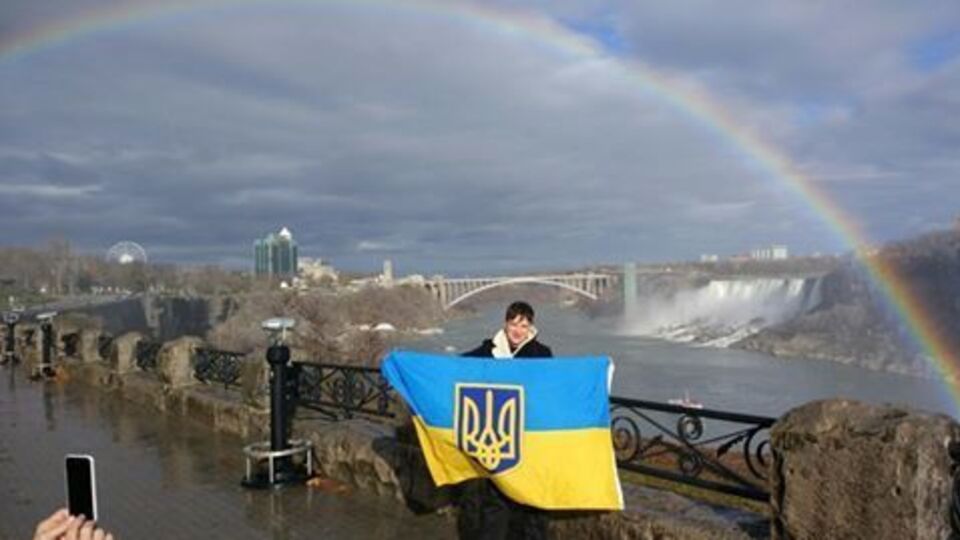 Савченко: Самая мощная сила – сила природы, а если еще и с украинским флагом...