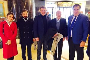 Саакашвили встретился с сенаторами