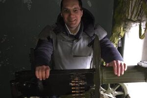 Бутусов: Кремлю сейчас пиар нужен в Америке, чтобы Трамп почитал