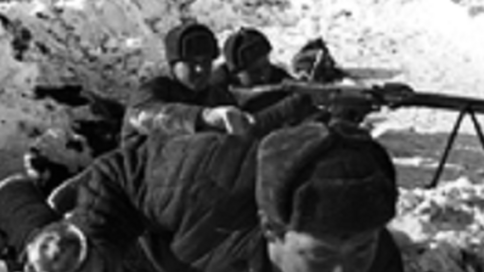 Хорошунова: Советские армии наступают у Терека, под Сталинградом и к югу на Калинин — Торопец. Также много слухов о партизанах