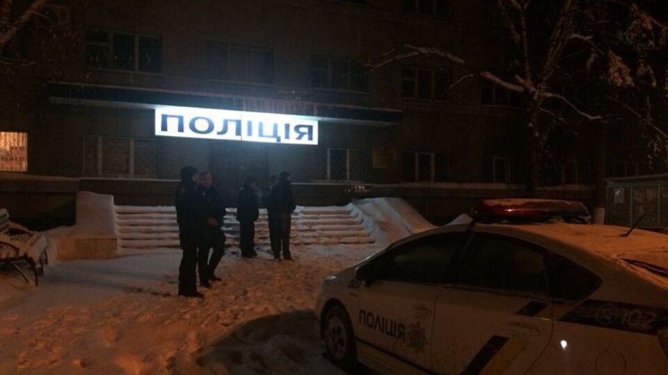 Активистов доставили в райотдел