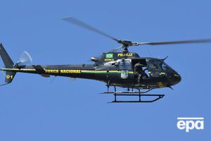 Вертолет упал в лесах