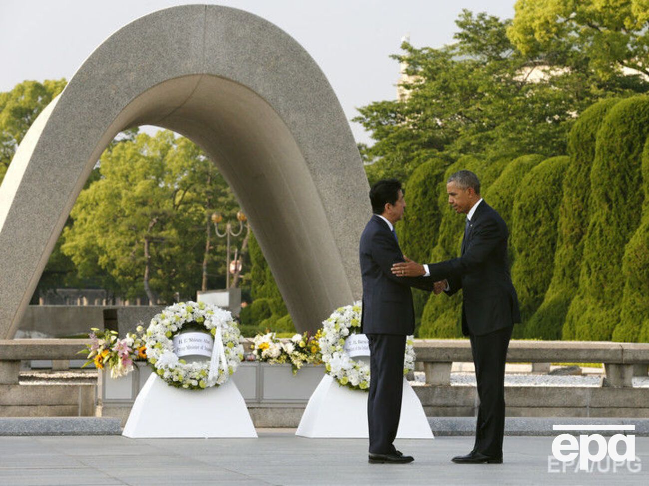 Абе и Обама весной посетили мемориал в Хиросиме