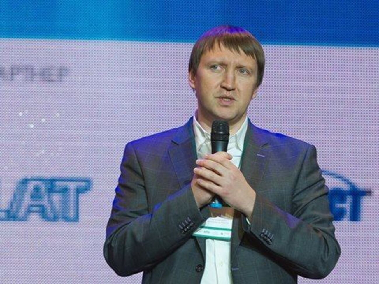 Кутовой отметил, что время на приватизацию "Укрпирта" ограничено