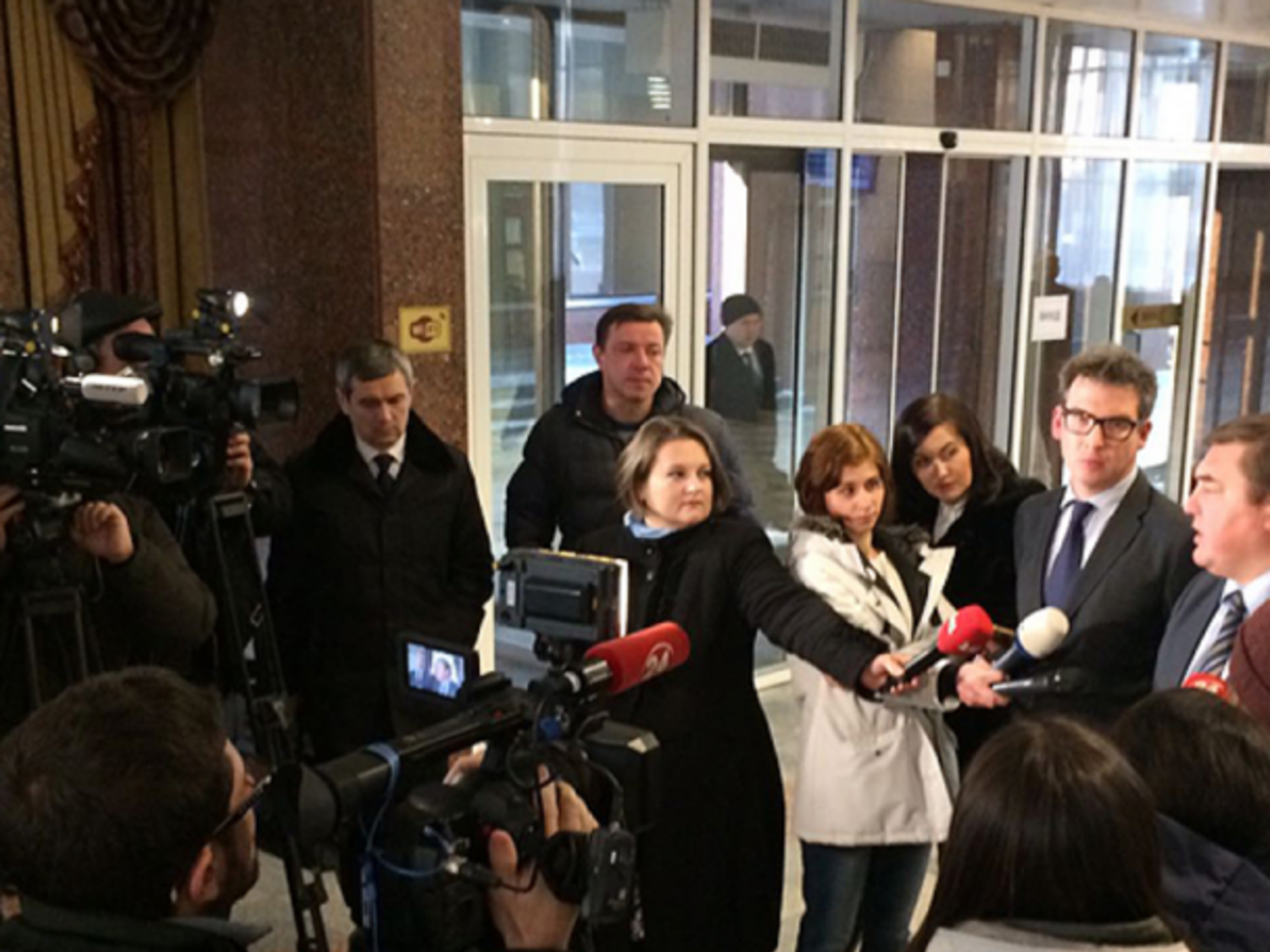 Максим Сесье заявил, что удерживать Ефремова под стражей &ndash;&nbsp;незаконно