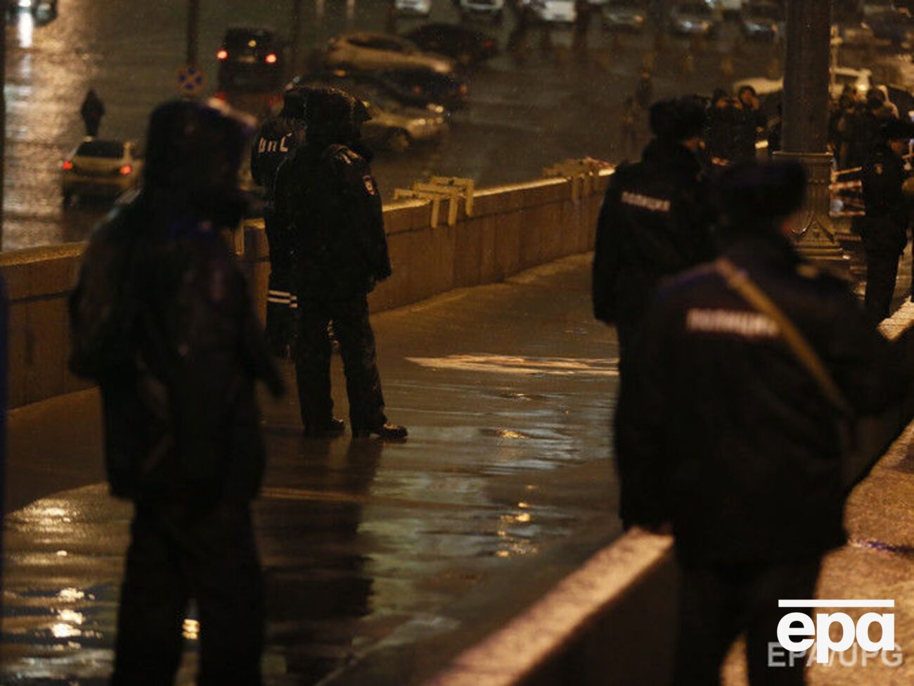 Автомобилисты случайно записали радиопереговоры на мосту после убийства Немцова, сообщил автор расследования