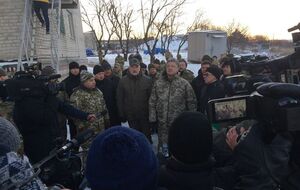 5 декабря Порошенко присутствовал на открытии телевышки на Карачуне