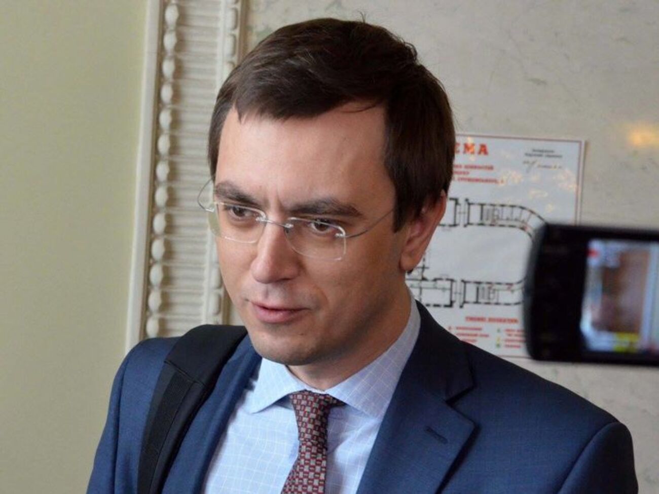 Омелян отказался работать с госсекретарем Мининфраструктуры