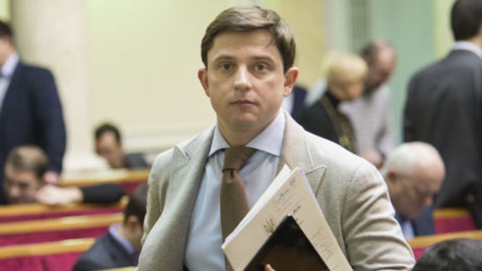 Довгий: Онищенко говорил много разного, но меня задело за живое, что обвиняемой по его делам оказалась его мать