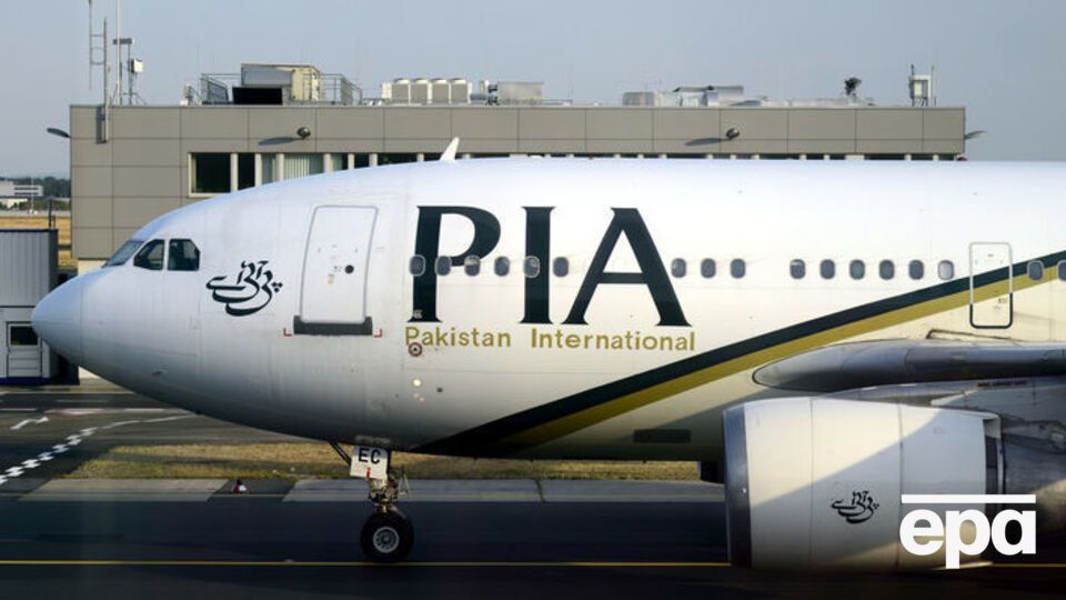 Самолет авиакомпании PIA, предположительно, потерпел крушение