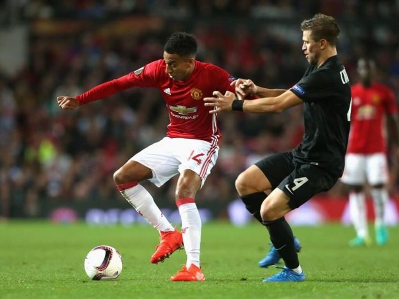 "Заря" и "Манчестер Юнайтед" встречались в сентябре