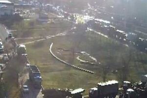 В оккупированный Крым вошла колонна военной техники