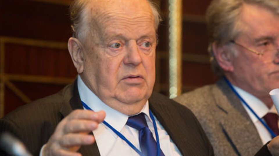 Шушкевич считает, что Лукашенко ждет Гаага