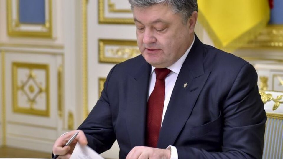 Порошенко: Качество дорог, в том числе капитального ремонта и строительства, значительно улучшилось