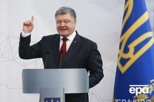 По информации издания, Порошенко мотивировал депутатов больше ходить на эфиры и отстаивать позиции политической силы