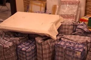 Полиция обнаружила ценные вещи Азарова, стоимость которых оценивается в несколько миллионов долларов