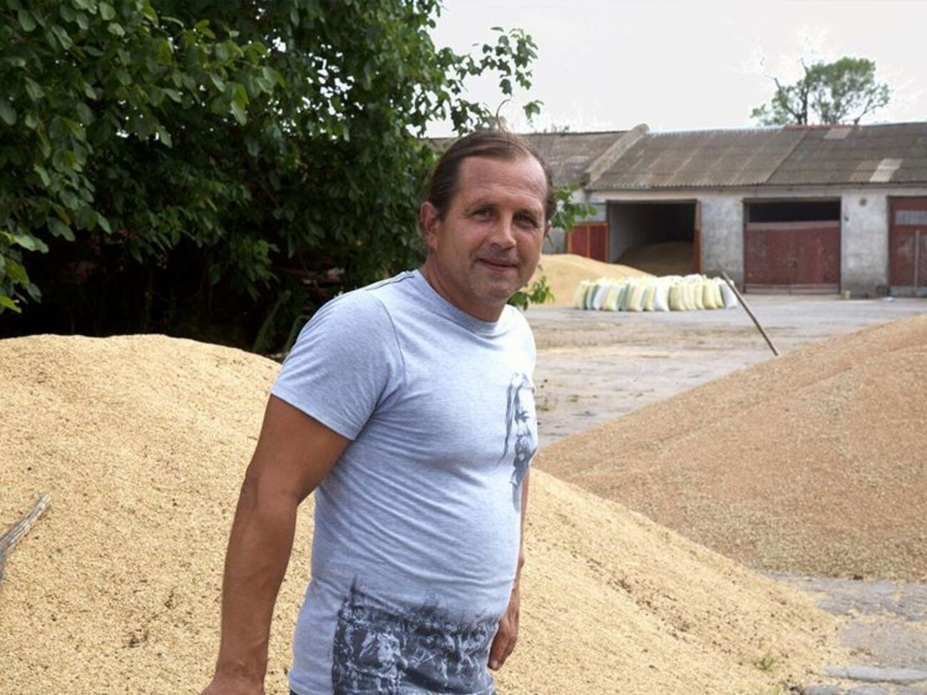 Родственники полагают, что ФСБ во время обыска подбросила&nbsp;активисту Владимиру Балуху патроны и несколько тротиловых шашек