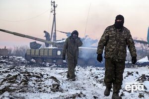 Украинские позиции обстреливают из тяжелого вооружения --- штаб