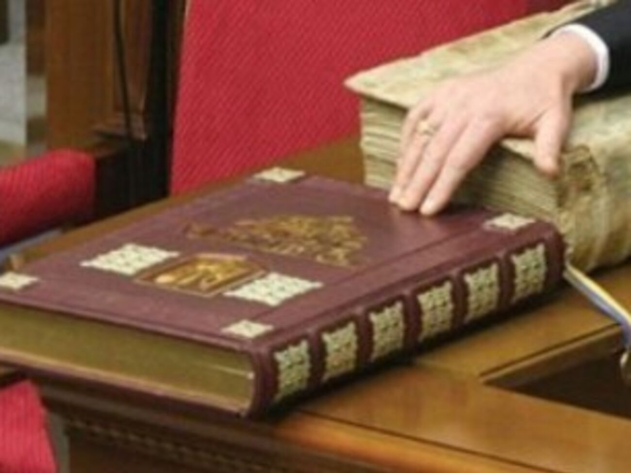 Владимир и Людмила Путины с дочерьми Катей и Машей&nbsp;