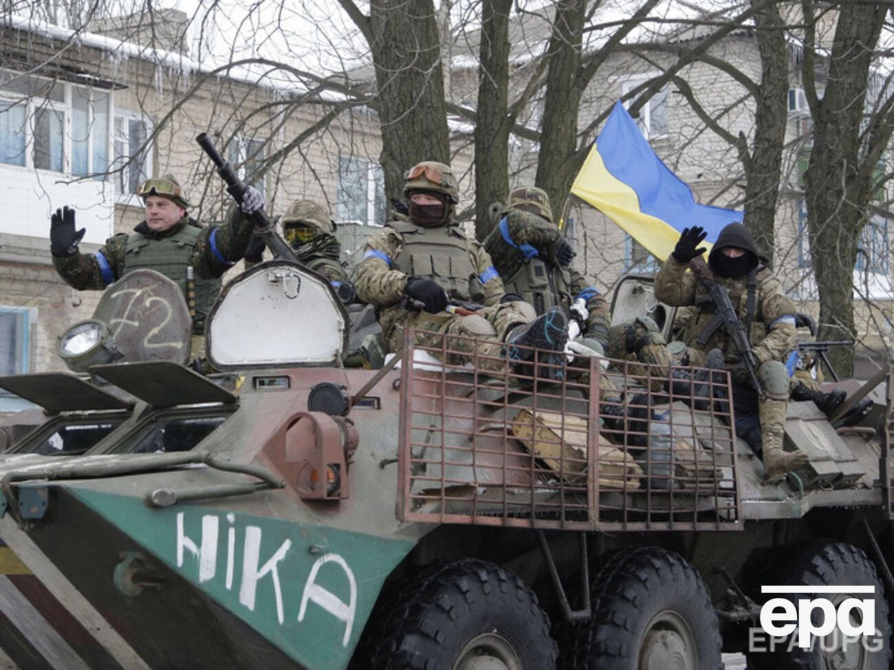 Военные в Мариуполе смогут посещать кафе и рестораны