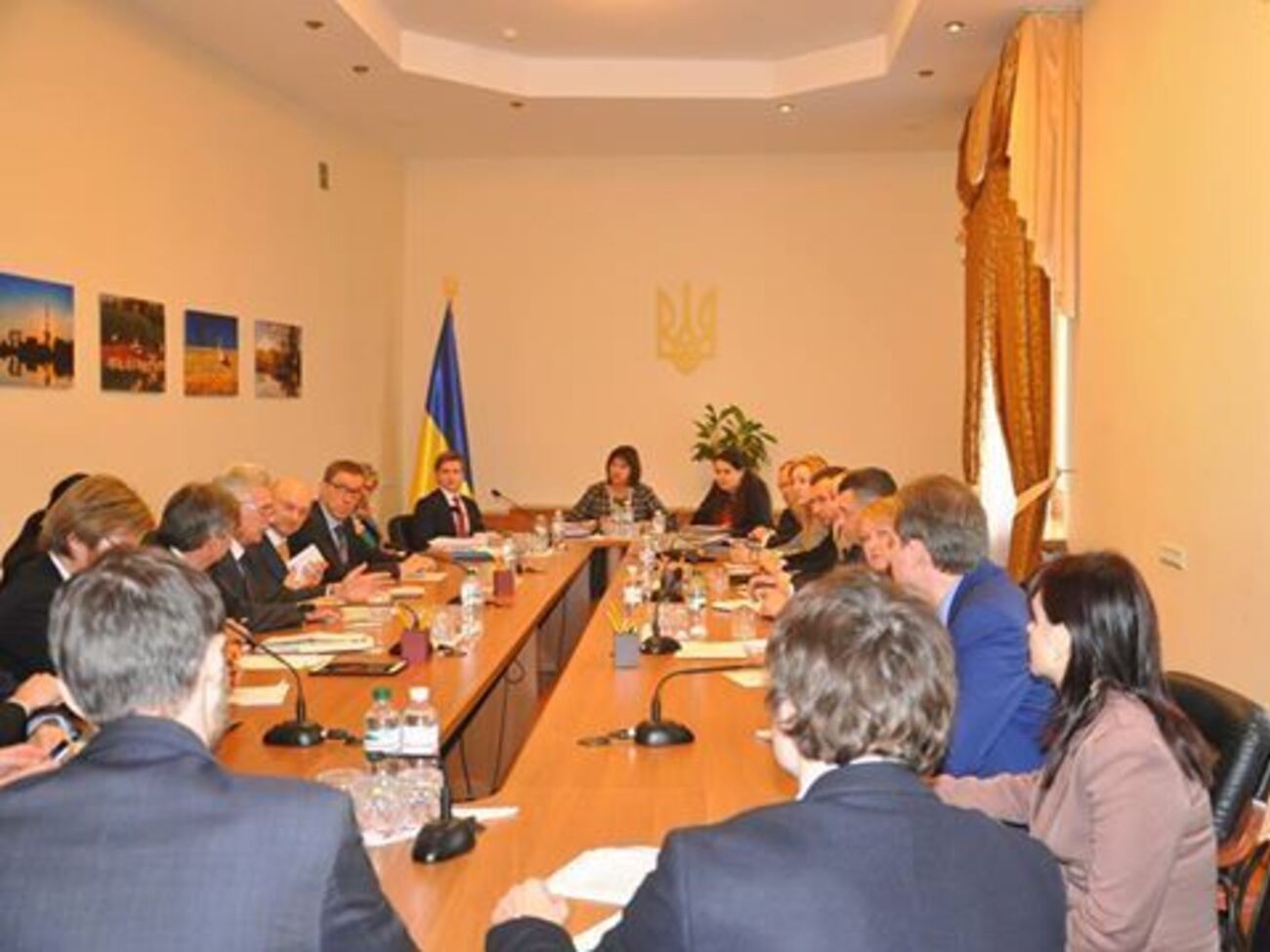 Минфин: Правительство настаивает на скорейшей приватизации большинства госпредприятий Украины