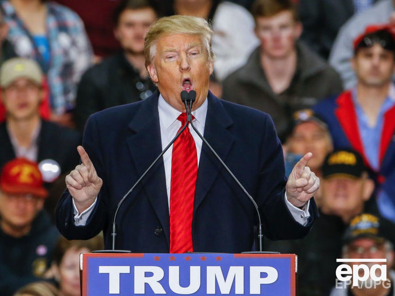 Трамп хочет отгородиться от Мексики стеной