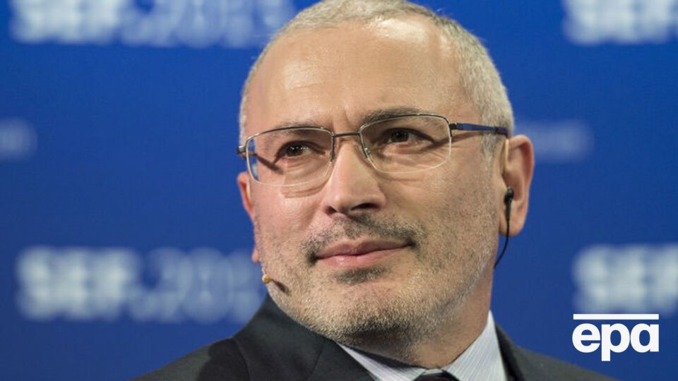 Российские СМИ утверждают, что Ходорковского разыскивает Интерпол