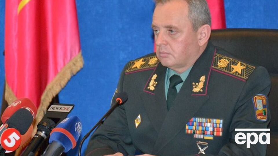 Глава Генштаба ВСУ Виктор Муженко 10 февраля посетил полигон "Широкий Лан" и встретился с бойцами 53-й бригады