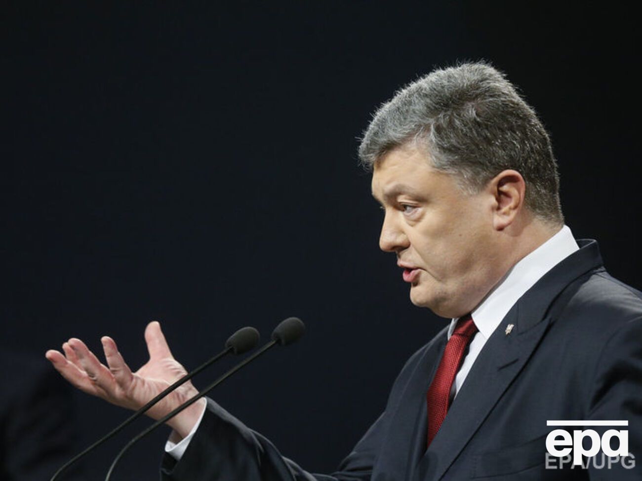 Порошенко пока не принял решение о мобилизации