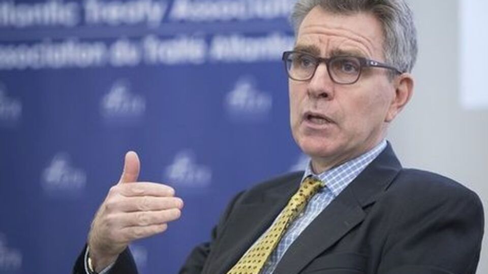 Американский дипломат Джеффри Пайетт подчеркнул важность для украинского правительства "восстановить доверие, продолжать путь реформ, борьбы с коррупцией"