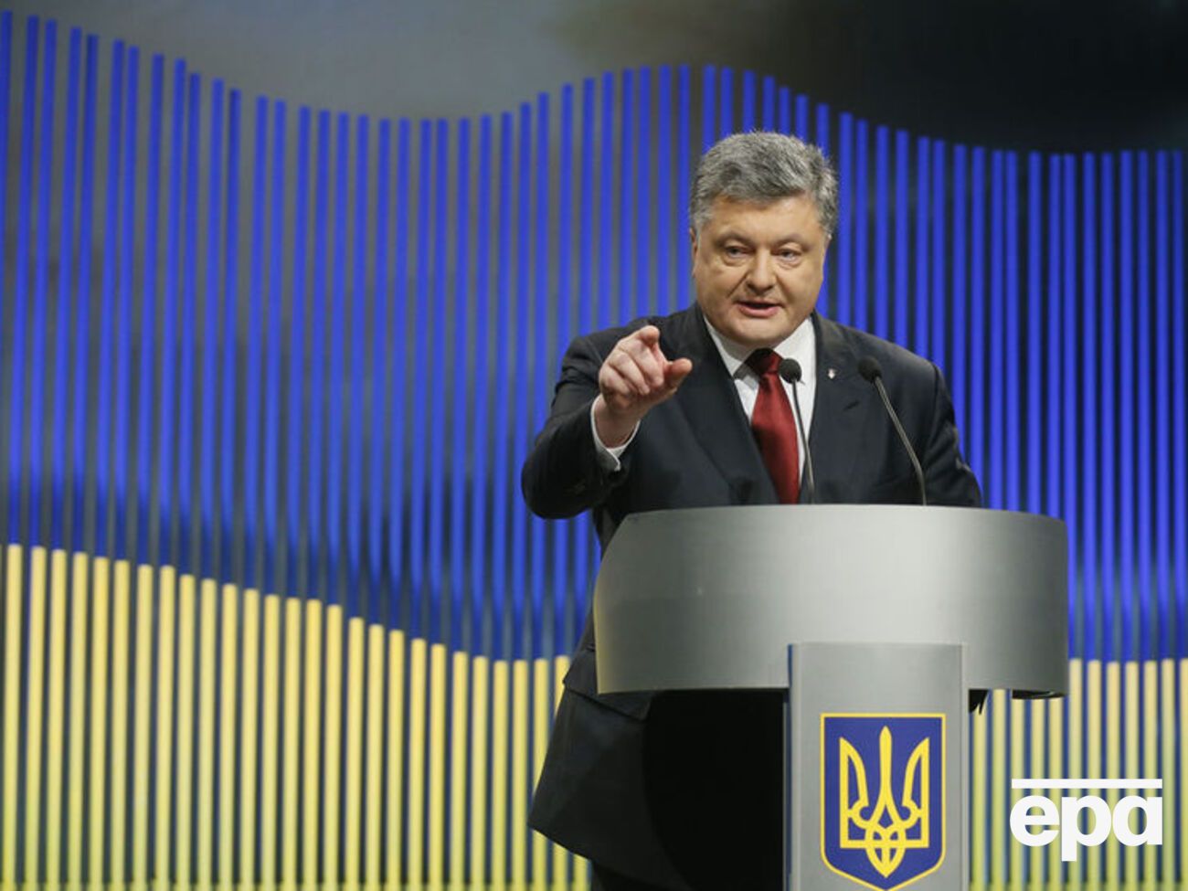 Порошенко призвал Кабмин, ГПУ и НАБУ не медлить в борьбе с коррупцией