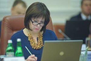 По словам главы Минфина, в указанную дорожную карту будет включен вопрос об ускорении приватизации госпредприятий