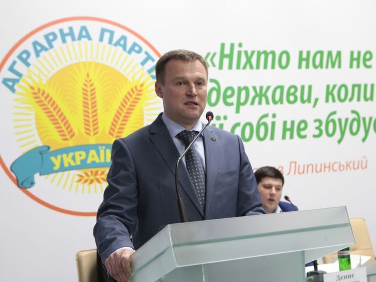 Виталий Скоцик:&nbsp;Хотим дать возможность жителям Кривого Рога выбрать других кандидатов, которые не были втянуты в скандалы