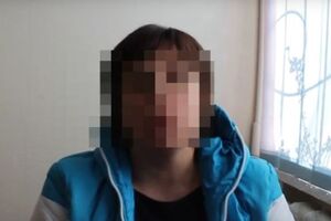 Сотрудники СБУ изъяли у курьера более двух десятков паспортов и других документов