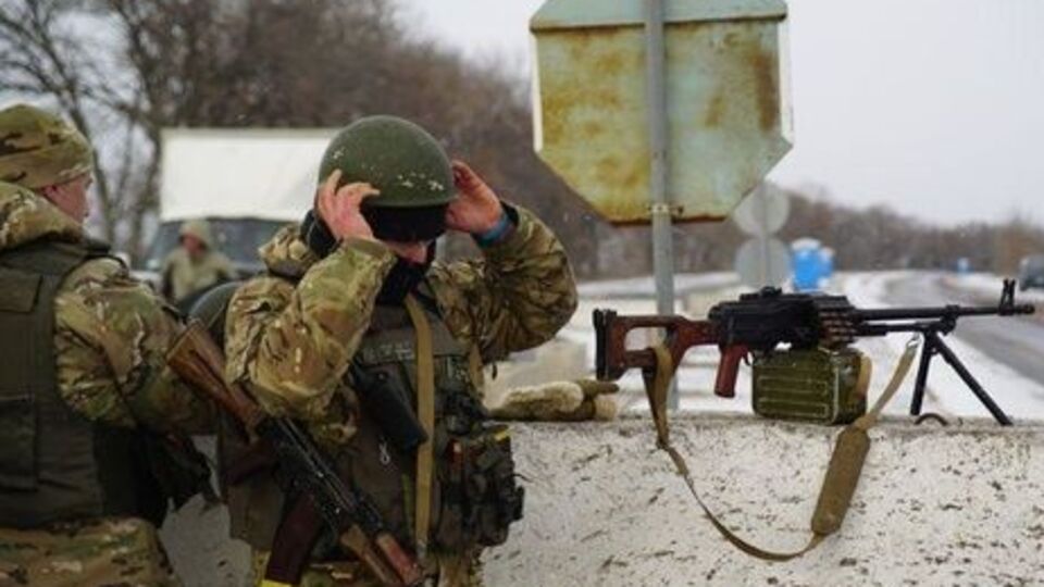 Из-за обстрелов закрыт контрольно-пропускной пункт в Марьинке