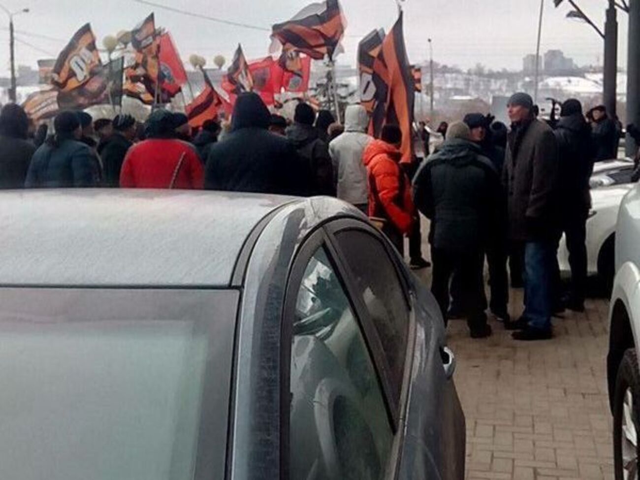 Прокремлевские активисты ждут Касьянова