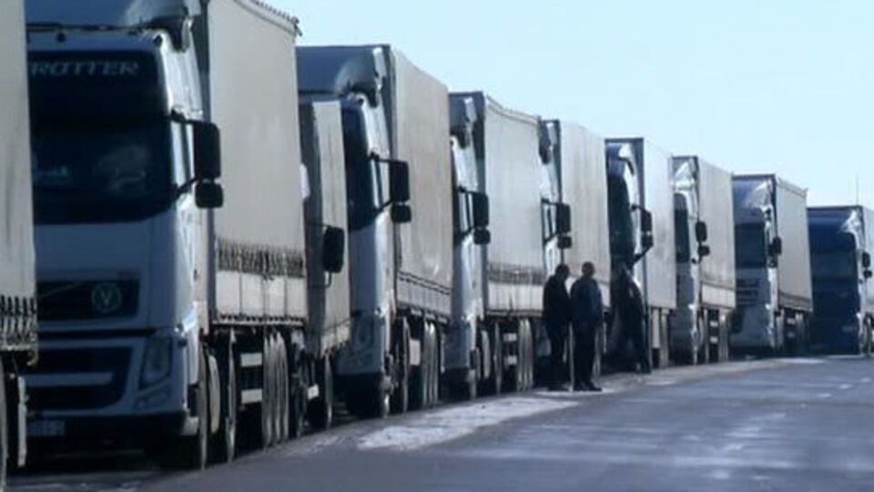 Минтранс РФ: На дорогах России остановлены украинские фуры