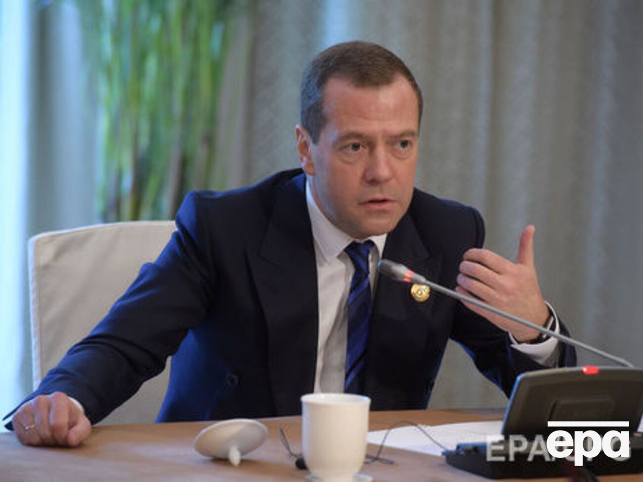Медведев:&nbsp;Можно устраивать и наземные операции в Сирии, и все остальное, но не надо никого пугать