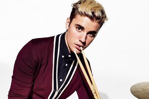 Бибер позировал для нового номера GQ