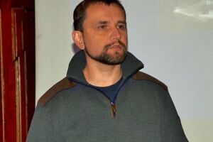 Вятрович: На демонтаж тоталитарных знаков стоит смотреть так же, как на демонтаж аварийных сооружений