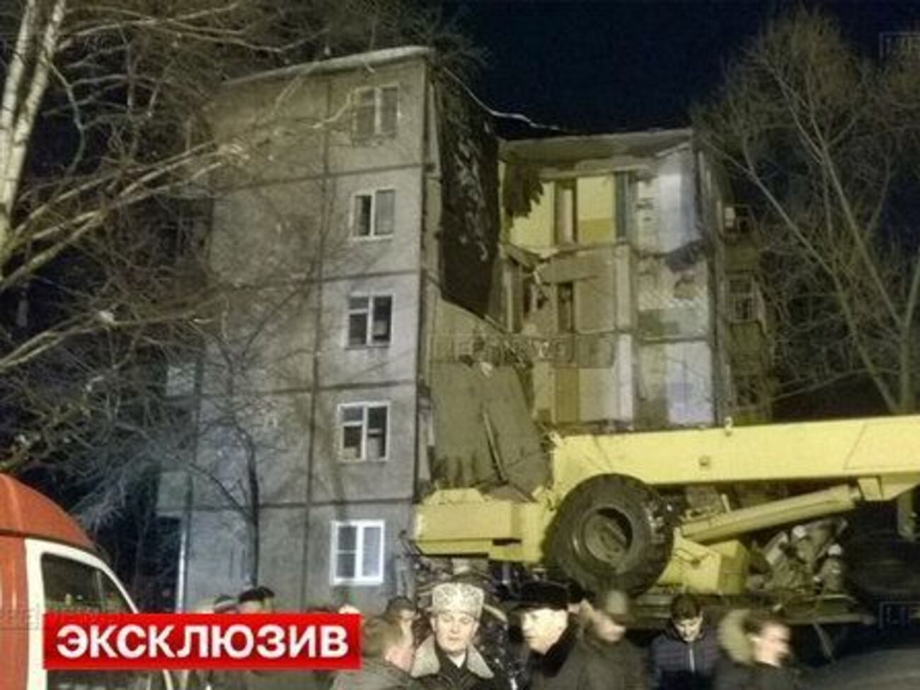 Под завалами могут оставаться люди