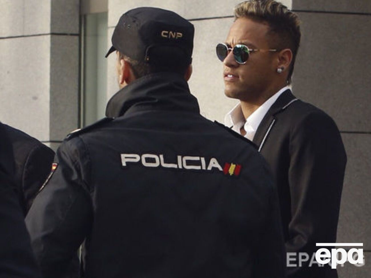 Неймар остался без яхты