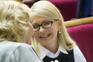 Тимошенко с распущенными волосами появилась в парламенте