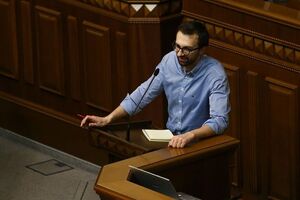 Фракция БПП собрала более 100 подписей за отставку правительства